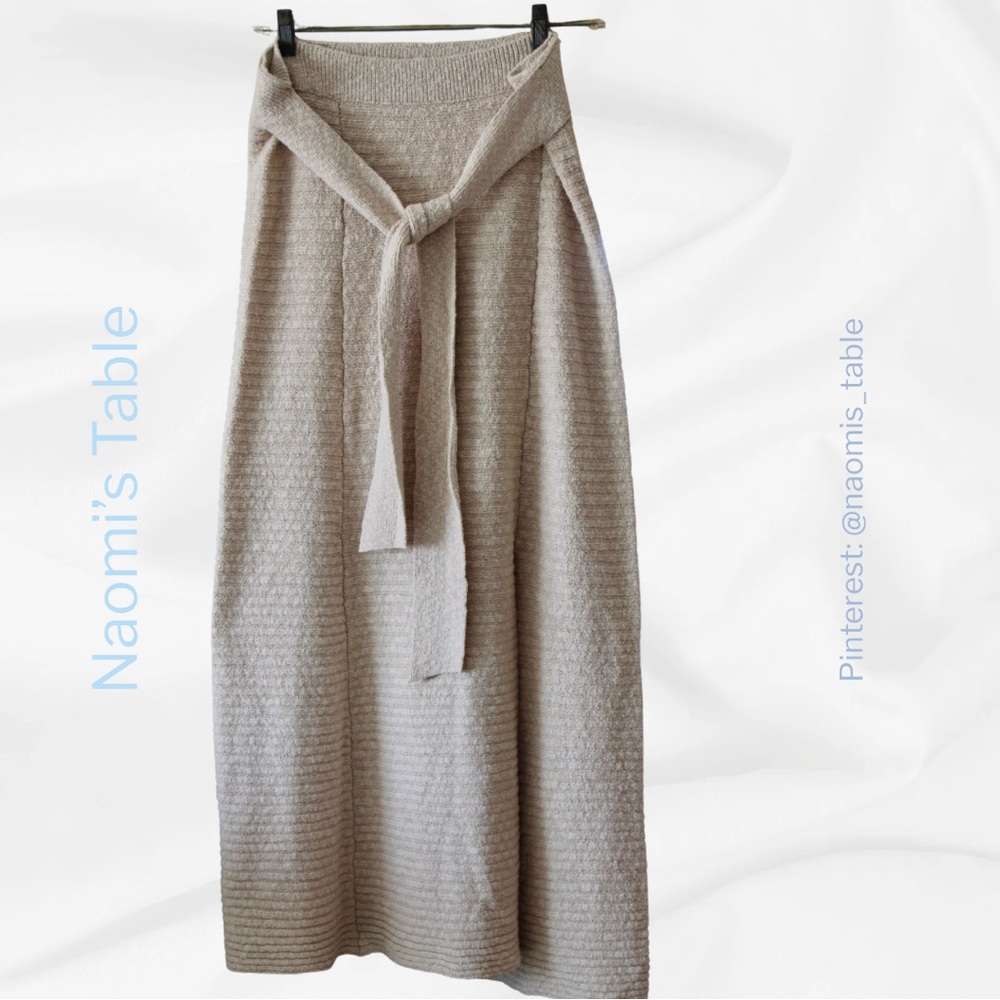 Free People Elegant Cream Knit Skirt